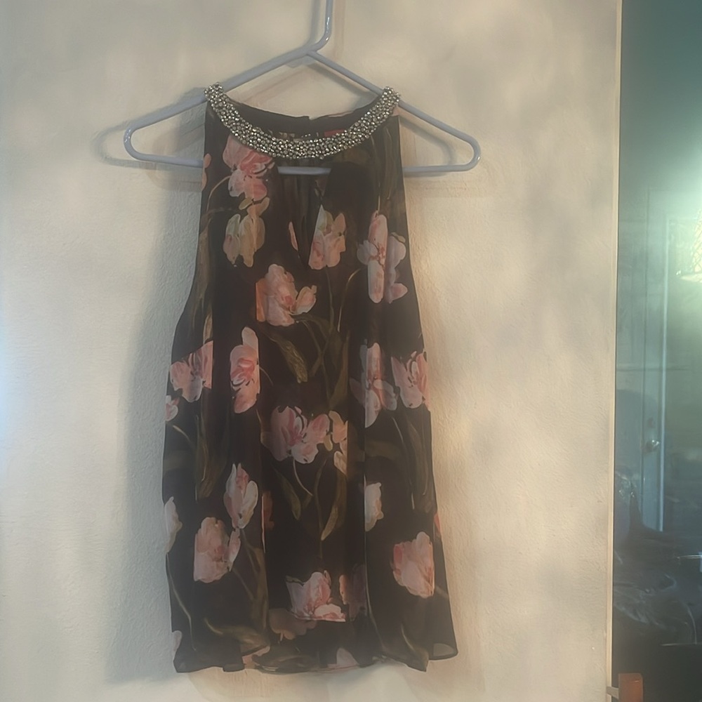 J Lo floral tunic NWT size L
